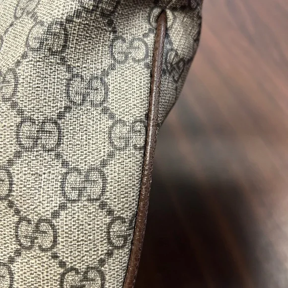 Gucci Beige and Brown Ophidia GG Shoulder Bag with Red and Green Stripe - Picture 9 of 16